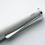 https://www.tintadlaplastykow.pl/gfx/photos/offer_45925671/pioro-lamy-studio-brushed-f-067_2_1583963674124703.webp